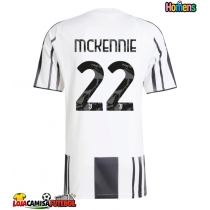 Camisa de Futebol Juventus Weston McKennie #22 Equipamento Principal 2025-26 Manga Curta